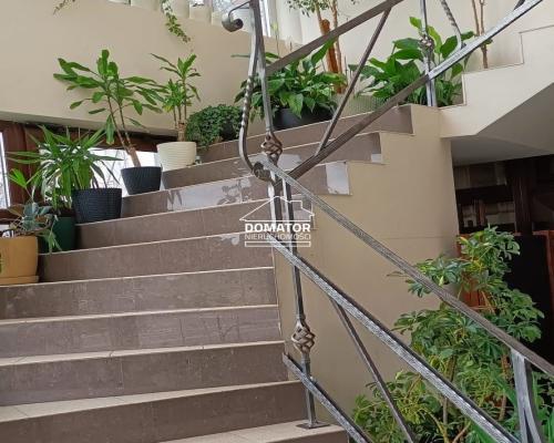 Duży obiekt gastronomiczno-hotelowy