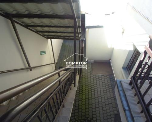 Dochodowa kamienica w centrum miasta