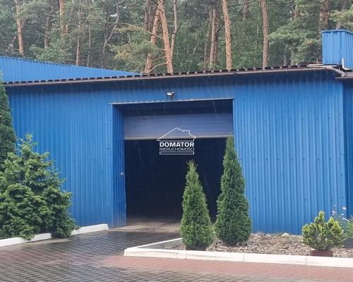 HALE DO WYNAJĘCIA   Do wynajęcia oferujemy hale magazynowo-produkcyjne z pełnym zapleczem mediów.   Dodatkowe wyposa