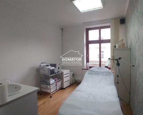 Atrakcyjny lokal 115 m2 na ulicy Długiej