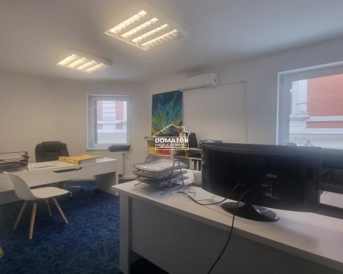 Atrakcyjny lokal biurowy przy ulicy Długiej, 94m2