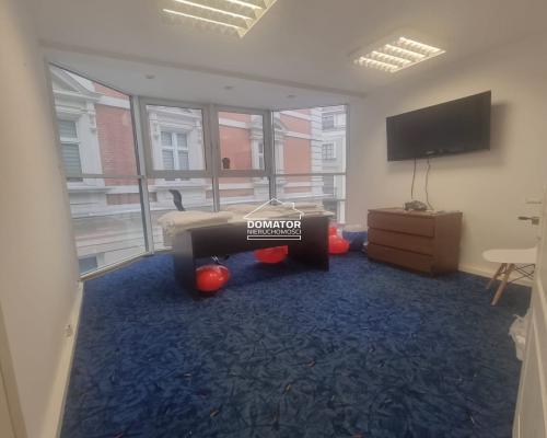 Atrakcyjny lokal biurowy przy ulicy Długiej, 94m2