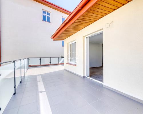 Kawalerka z antresolą i tarasem – Osiedle Harmonia