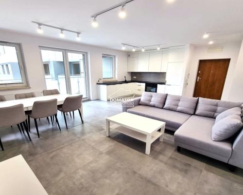 Komfortowe 65 m²  z garderobą i tarasem - Zaświat