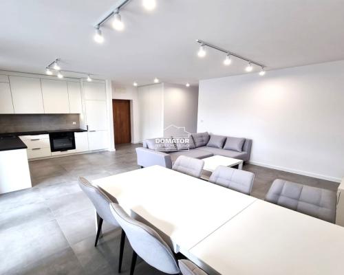 Komfortowe 65 m²  z garderobą i tarasem - Zaświat