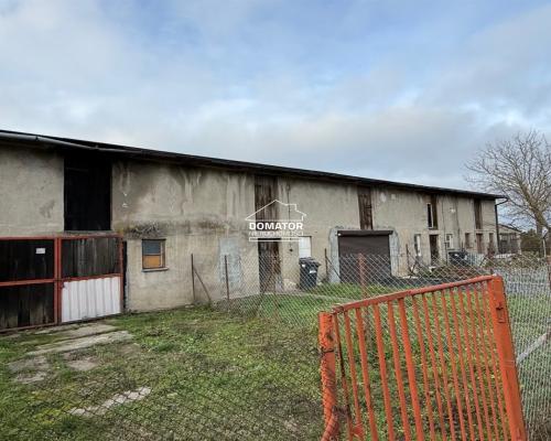 M-3 z ogródkiem 550 i garażem m2 Słupy