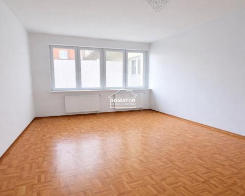 Przestronne mieszkanie w bloku - Centrum miasta!