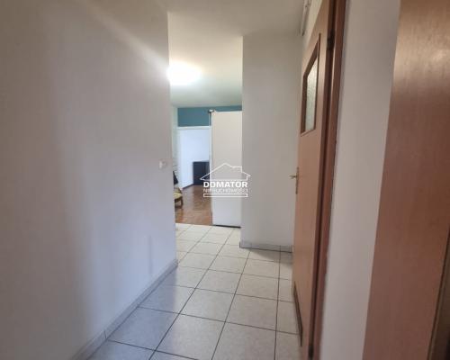 Przestronne mieszkanie w bloku - Centrum miasta!