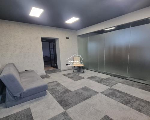 Mieszkanie 160 m² + biura + hala | parking