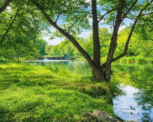 Działka budowlana 7600 m² nad rzeką Brdą.