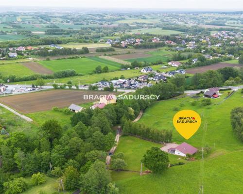 Gospodarstwo około 2 ha w Łazanach gm.Biskupice