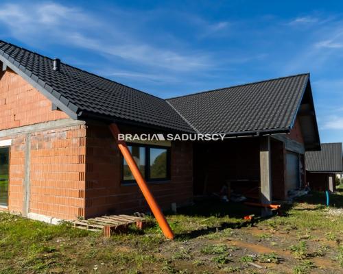 Parterowy dom w malowniczej Krzywaczce!