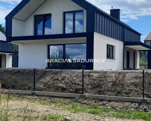 Dom wolnostojący w Gaju