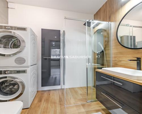 ATRAKCYJNY DOM w GÓRACH                       NIEDZICA  blisko Jeziora Czorsztyńskiego u podnóża TATR     Proponujemy do sp