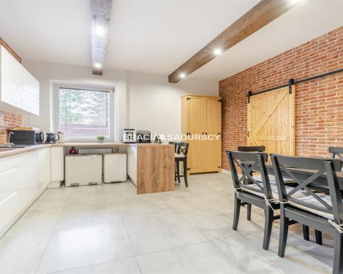 ATRAKCYJNY DOM w GÓRACH                       NIEDZICA  blisko Jeziora Czorsztyńskiego u podnóża TATR     Proponujemy do sp