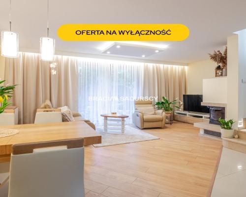 Dom z kominkiem i fotowoltaiką