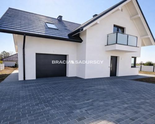 Nowoczesny dom  z ogrodem 155m2