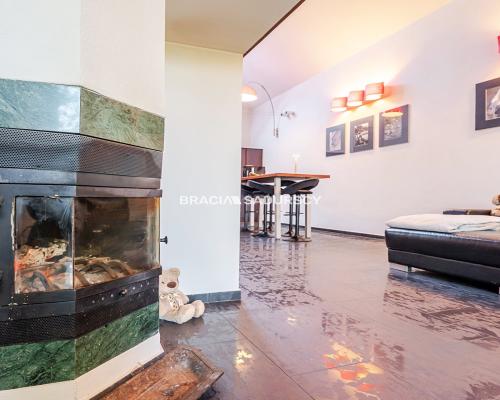 Dom Lusina, Mogilany