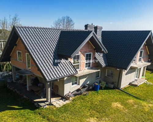 Przestronny dom z widokową działką przy lesie Wolskim - Kraków Zwierzyniec    Nieruchomość w prestiżowej lokalizacji: