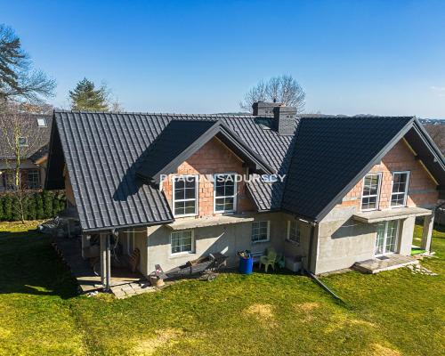 Przestronny dom z widokową działką przy lesie Wolskim - Kraków Zwierzyniec    Nieruchomość w prestiżowej lokalizacji: