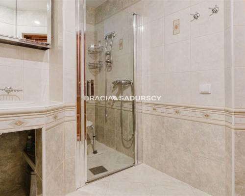 Idealny dom na pięknej działce tuż pod Krakowem