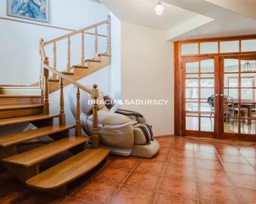 Idealny dom na pięknej działce tuż pod Krakowem