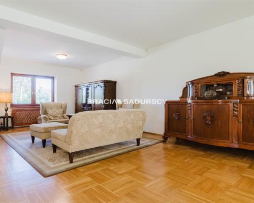 Idealny dom na pięknej działce tuż pod Krakowem