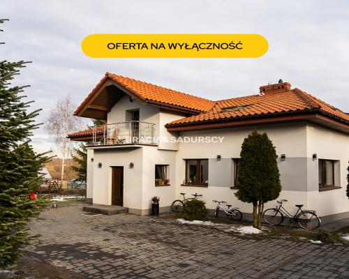 Krzyszkowice dom 260 m2 działka 18 arów