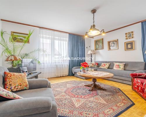 Dom dwurodzinny z potencjałem usługowym - Kraków, Bronowice Małe        LOKALIZACJA:  ul. Olkuska, dzielnica Krowodrza