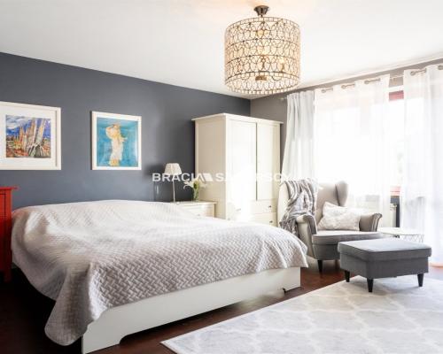 Wieliczka, na działalność, osobne wejścia.