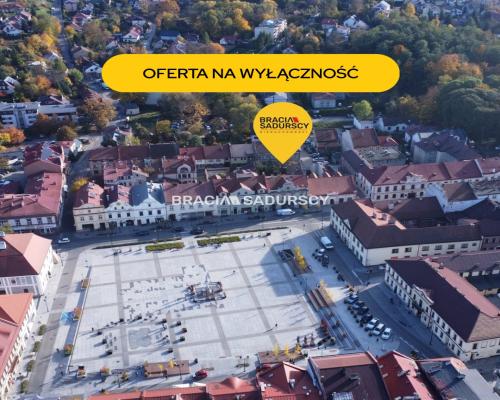 Kamienica w centrum Bochnii z ogrodem i parkingiem