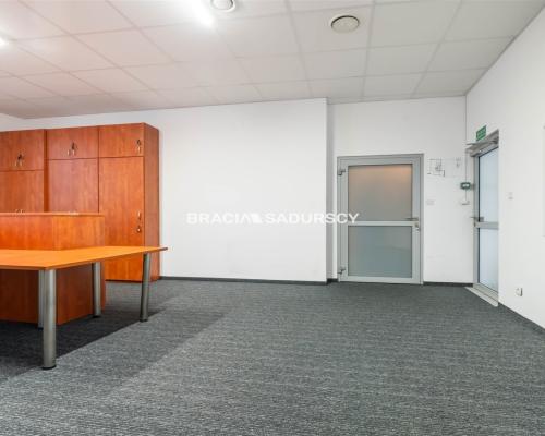 Powierzchnia biurowa z parkingiem - 250m2