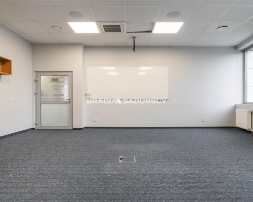 Powierzchnia biurowa z parkingiem  - 400m2