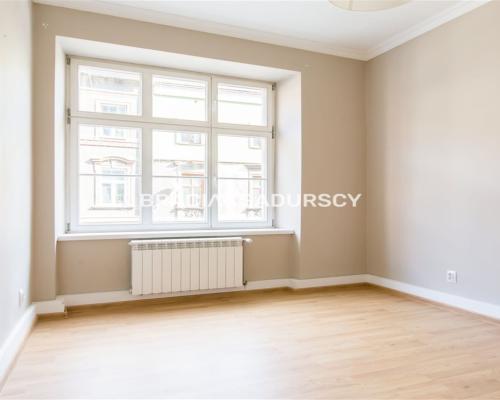 kamienica z windą, lokal biurowy 80m2, 3pok