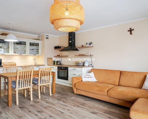 Fajne 3 pok z dużym balkonem - Dębskiego.