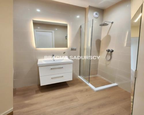 4 pok o fajnym układzie ul. Wrobela.