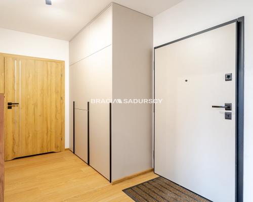 2 POKOJE / OSOBNA KUCHNIA / BALKON - UL. MYŚLIWSKA