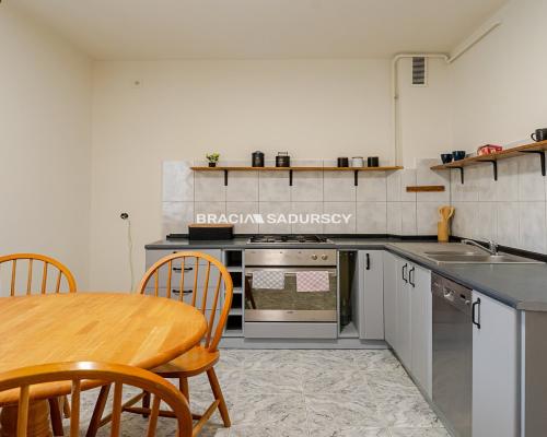 KLIMATYCZNE, ZADBANE 3-POKOJOWE Z BALKONEM