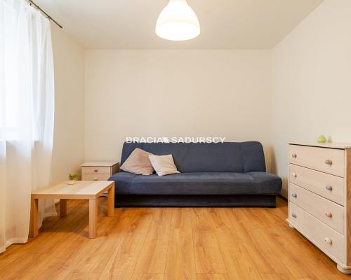 KLIMATYCZNE, ZADBANE 3-POKOJOWE Z BALKONEM