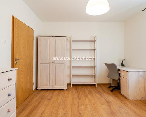 KLIMATYCZNE, ZADBANE 3-POKOJOWE Z BALKONEM