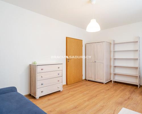 KLIMATYCZNE, ZADBANE 3-POKOJOWE Z BALKONEM