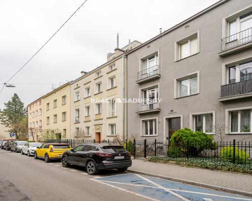 2pok 43 m2 +atresole 20 min spacerem od Rynku