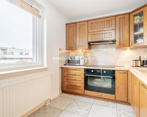 Sprzedam, 2-osobne pokoje. os. Piastów