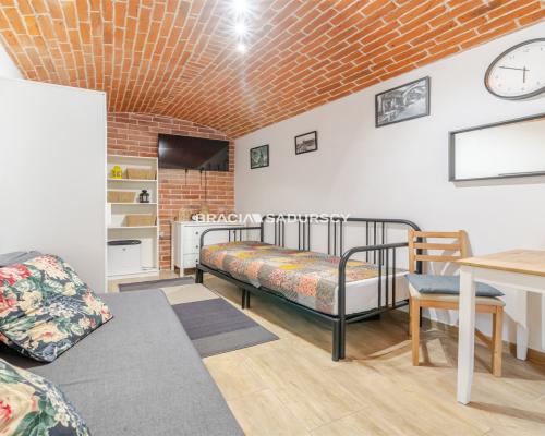 ZADBANA KAWALERKA W SUPER LOKALIZACJI I CENIE