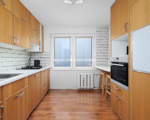 3 pokoje, balkon, piwnica | Osiedle Piastów