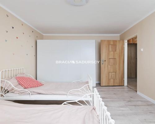 3 pokoje, balkon, piwnica | Osiedle Piastów