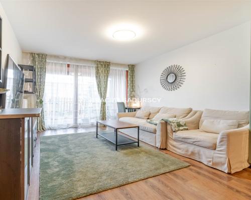 4 pokoje/106m2/ taras 40m2/ 2 łazienki/dla rodzin