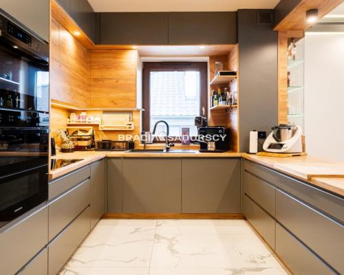 Nowoczesne mieszkanie II-poziomowe Węgrzce Wielkie