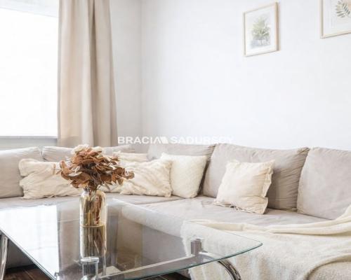 3 pok. Przewóz - k. lokatorska i m. postojowe