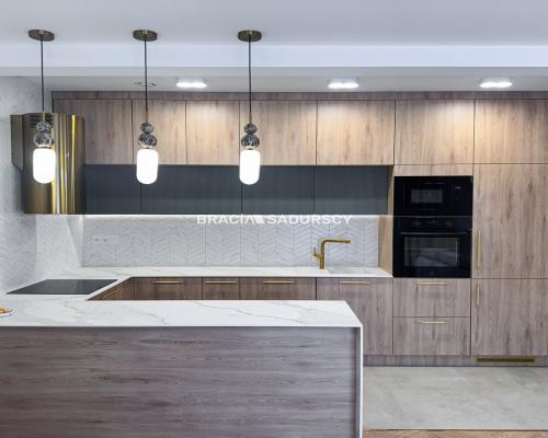 Ekskluzywne/wykończone mieszkanie dwupoziomowe